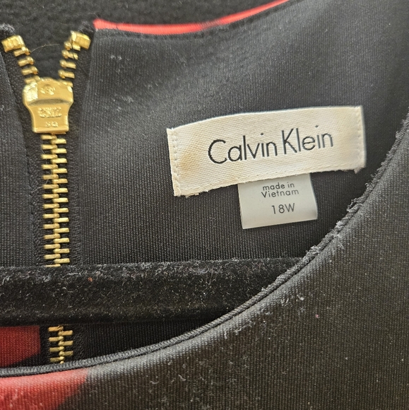 Calvin Klein red and black floral dress - Picture 4 of 6